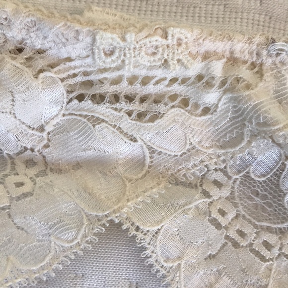 Vintage 1980s Christian Dior Silk Garter Belt Size Small. - Picture 3 of 11